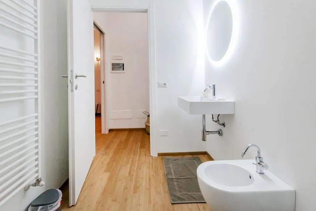 Apartment Appartamento Di Design A Pochi Passi Da Metro E Centro Milano Italy